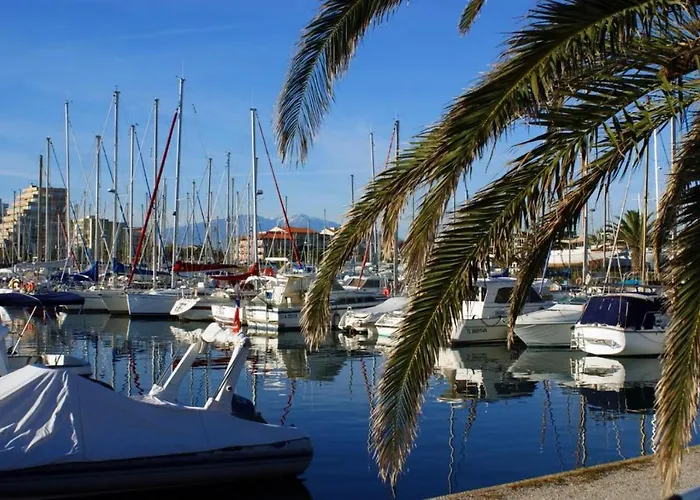 Daire Fredanne, Moderne Wifi, Fibre A 100m De La Canet-en-Roussillon