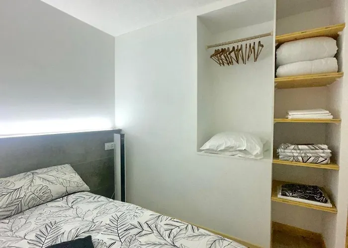 Fredanne, Moderne Wifi, Fibre A 100m De La Canet-en-Roussillon