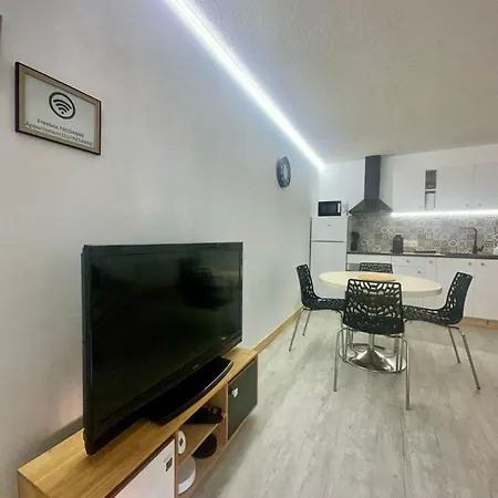 Fredanne, Moderne Wifi, Fibre à 100m De La Apartamento *